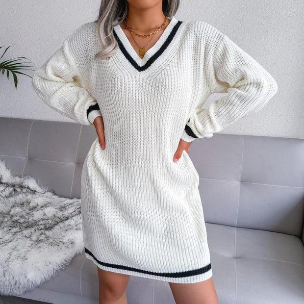 College style V-neck sweater dress knitted dress