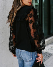 Fashion simple spring and summer round neck lace stitching ruffled long-sleeved T-shirt