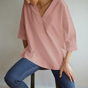 V-neck solid color three-quarter sleeve pullover shirt